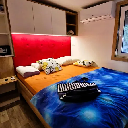 Luxmobil Villa Grebastica Exterior photo